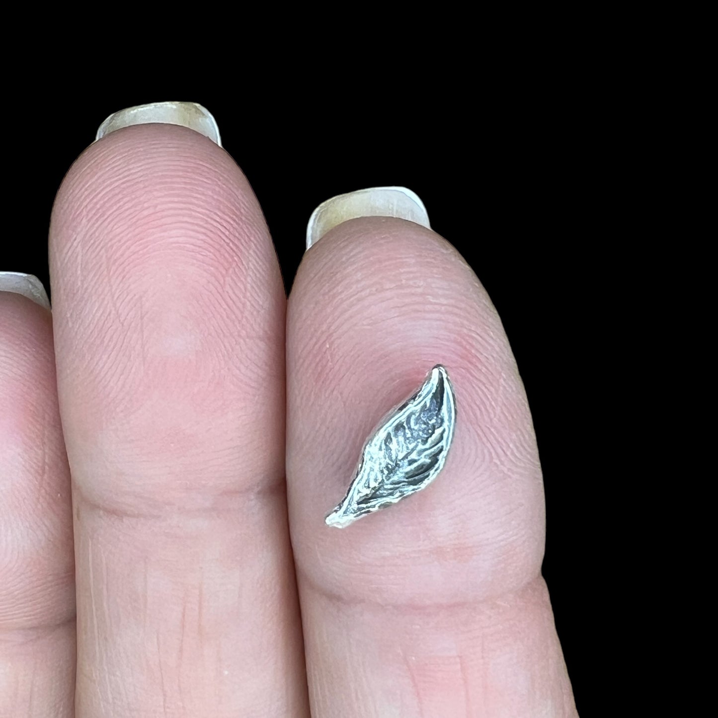 Leaf with dimension for jewelry design