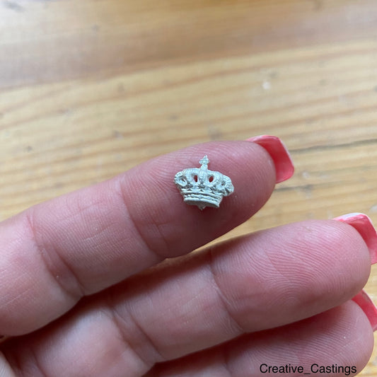 Tiny Cast Closed Crown for Jewelry Design